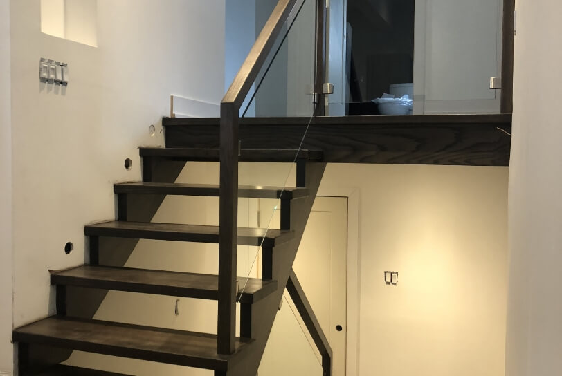 escalier intérieur dans la Rive-sud